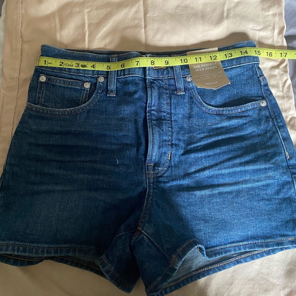Madewell denim shorts. NWT